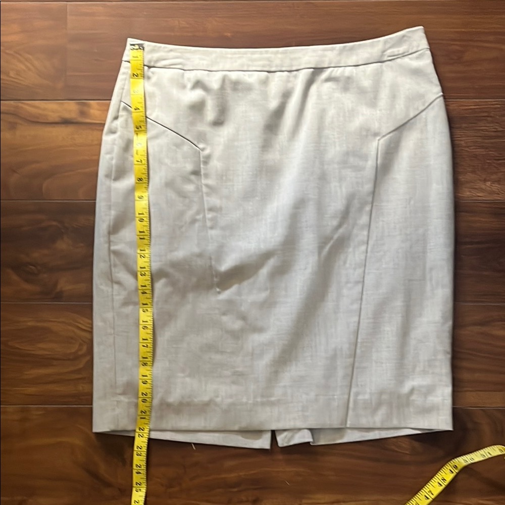 The Limited Cream Pencil Skirt Size 12 - Picture 5 of 8